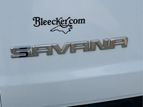 Used 2024 GMC Savana 2500 w/ Driver Convenience Package image 15