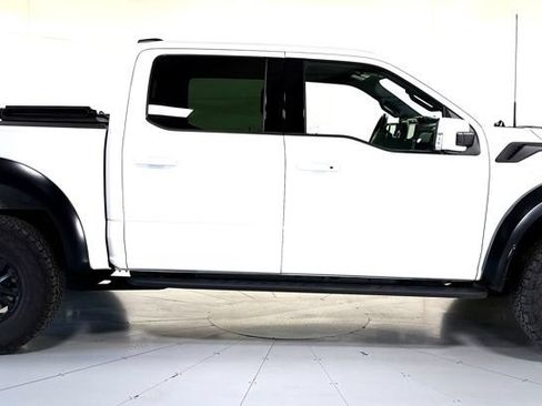 Used 2025 Ford F150 Raptor AWD/4WD image 4