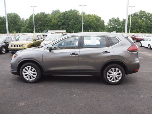 Used 2019 Nissan Rogue S AWD/4WD image 3