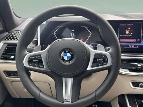 New 2026 BMW X7 xDrive40i w/ M Sport Package AWD/4WD image 9
