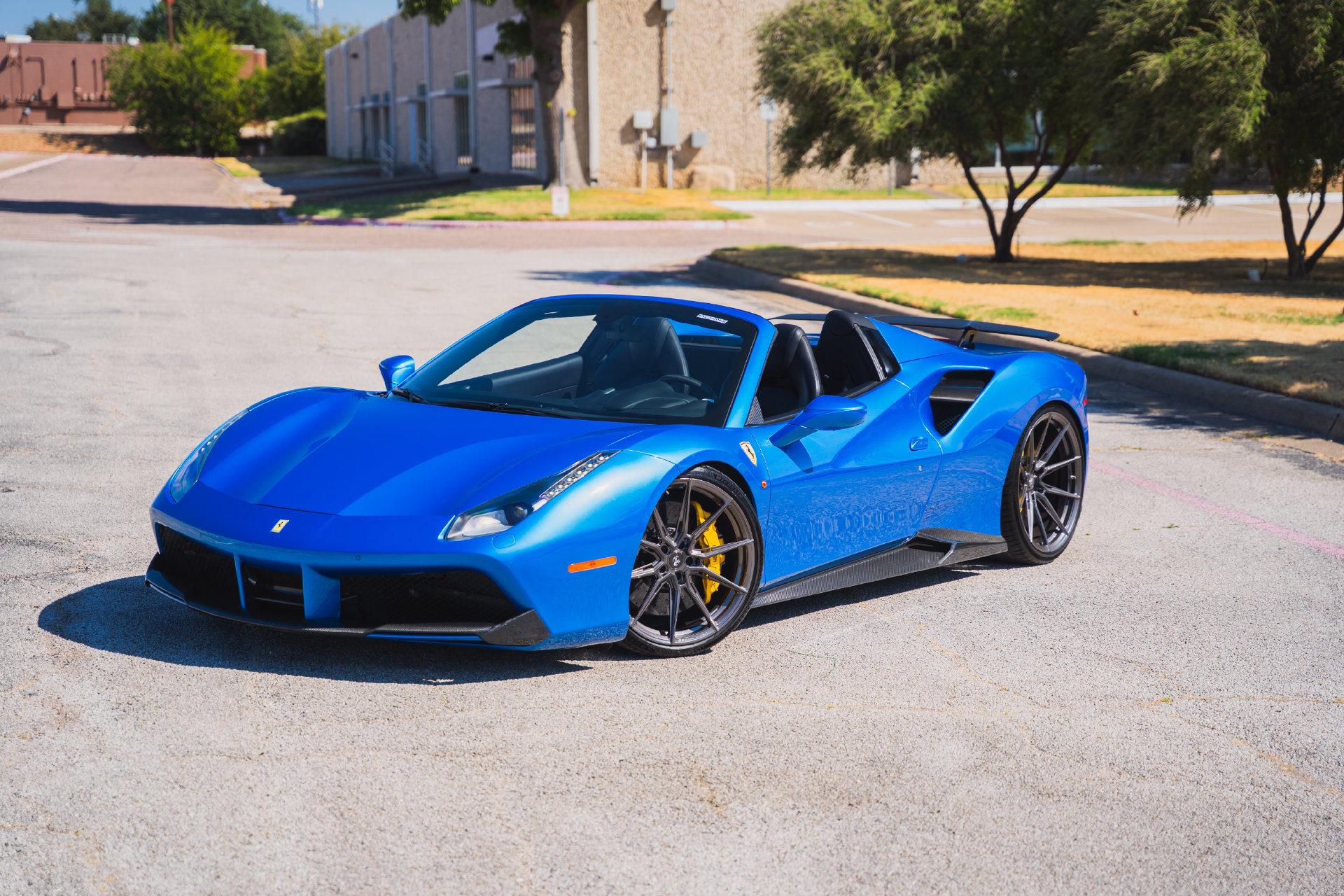 Used 2017 Ferrari 488 Spider RWD image 6