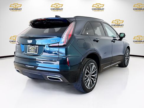 Used 2024 Cadillac XT4 Sport AWD/4WD image 8