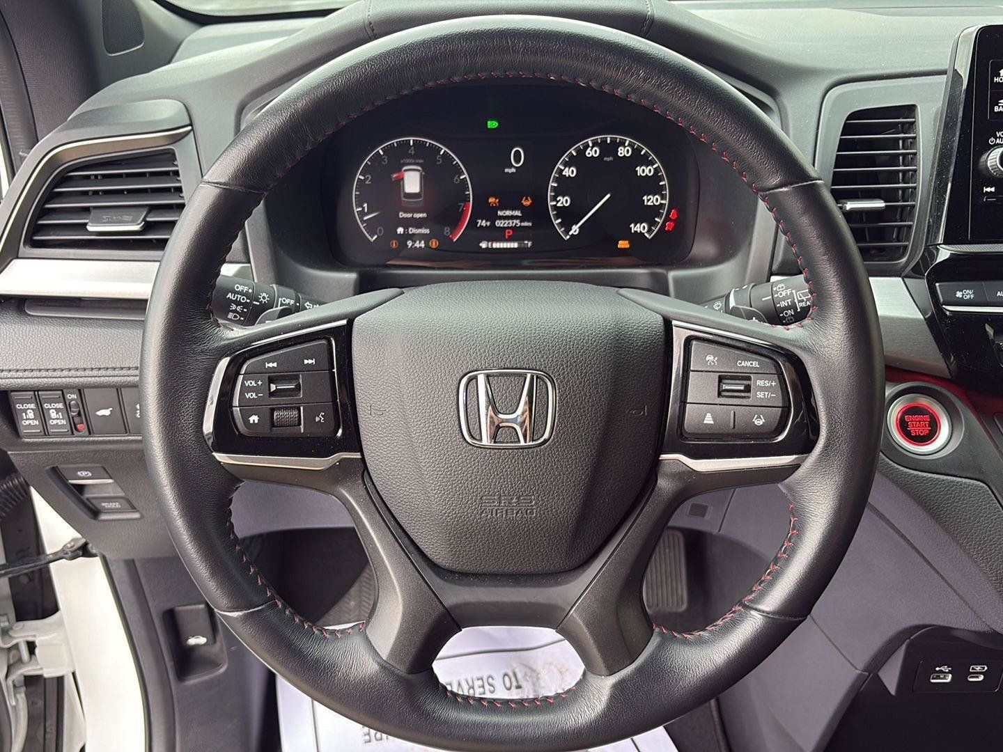 Used 2025 Honda Odyssey Sport-L image 14