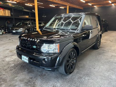 Used 2013 Land Rover LR4 HSE image 4