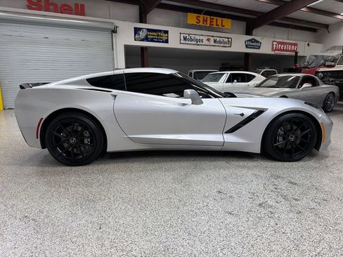 Used 2016 Chevrolet Corvette Stingray Coupe w/ 2LT Preferred Equipment Group RWD image 9