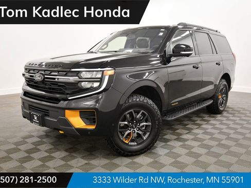Used 2025 Ford Expedition Tremor AWD/4WD image 1