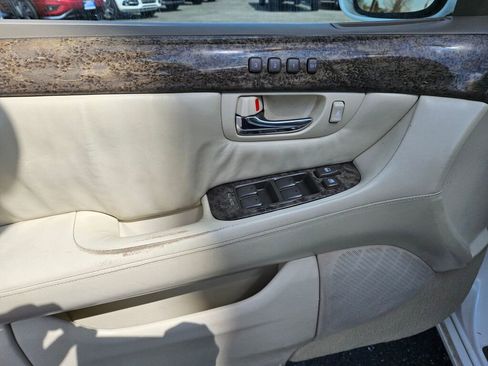Used 2002 Lexus LS 430 RWD image 13