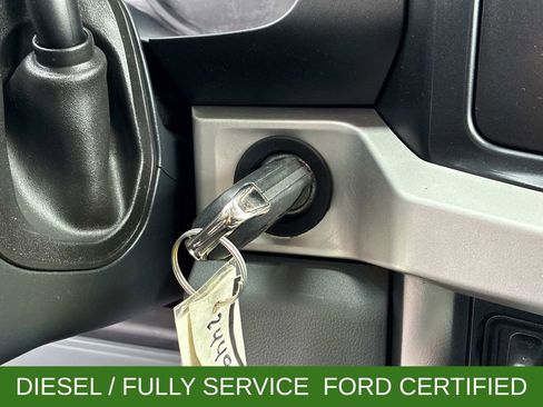 Used 2024 Ford F250 XLT w/ FX4 Off-Road Package AWD/4WD image 27