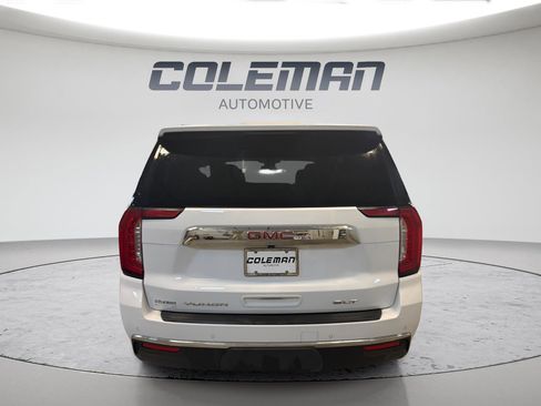Used 2024 GMC Yukon XL SLT w/ SLT Luxury Package AWD/4WD image 4