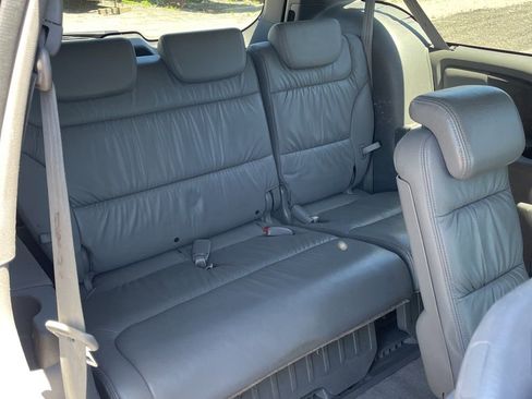 Used 2010 Honda Odyssey EX-L image 2