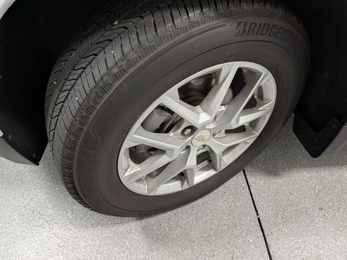 Certified 2024 Chevrolet Equinox LT AWD/4WD image 9