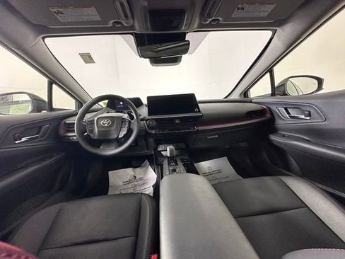Used 2023 Toyota Prius Prime FWD image 16