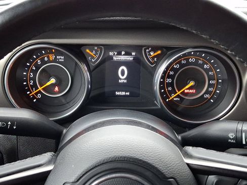 Used 2018 Jeep Wrangler Sport image 18