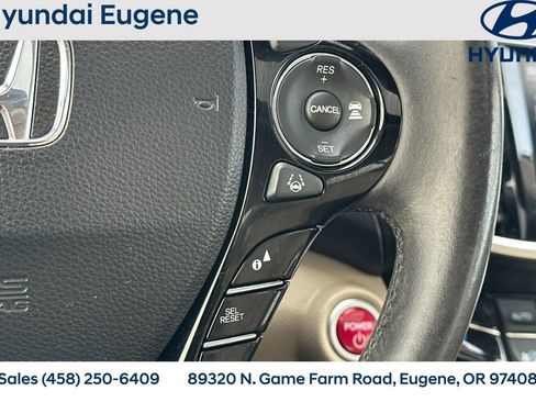 Used 2017 Honda Accord Touring image 30