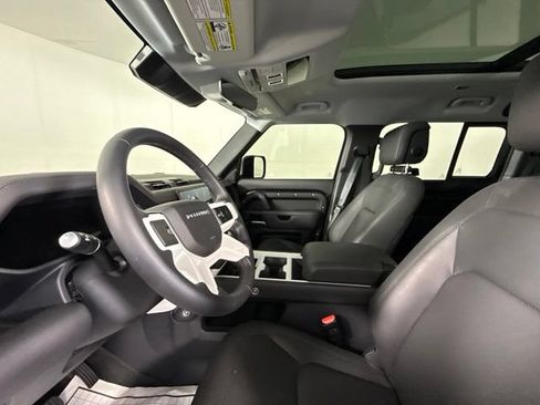 Certified 2025 Land Rover Defender 110 S AWD/4WD image 21
