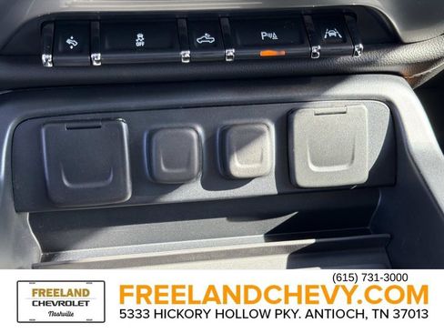 Used 2017 Chevrolet Silverado 1500 LTZ w/ LTZ Plus Package AWD/4WD image 34