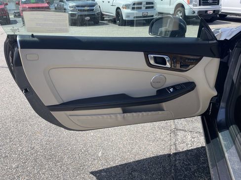 Used 2015 Mercedes-Benz SLK 250 image 12
