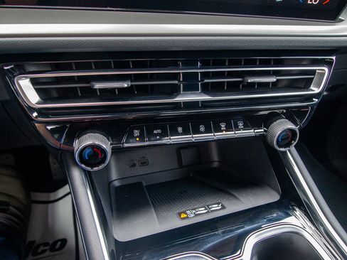 New 2026 Chevrolet Traverse LT AWD/4WD image 18