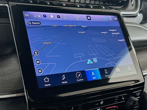 Used 2022 Jeep Grand Cherokee Limited 4xe image 22