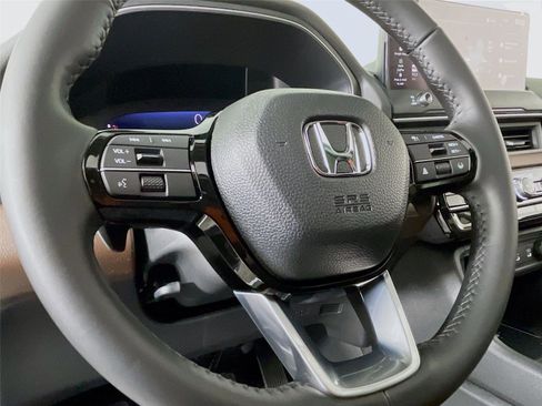 New 2026 Honda Pilot Touring image 13