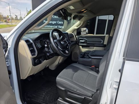 Used 2022 RAM 2500 Big Horn AWD/4WD image 21
