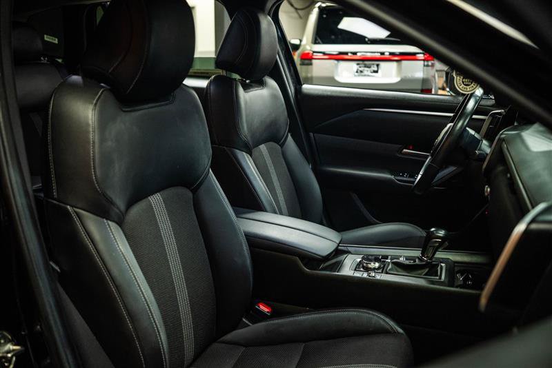 Used 2024 MAZDA CX-50 AWD 2.5 S w/ Preferred Package image 15