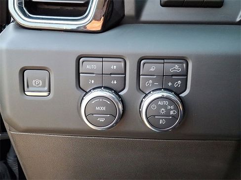 Used 2024 GMC Sierra 1500 Denali Ultimate image 26
