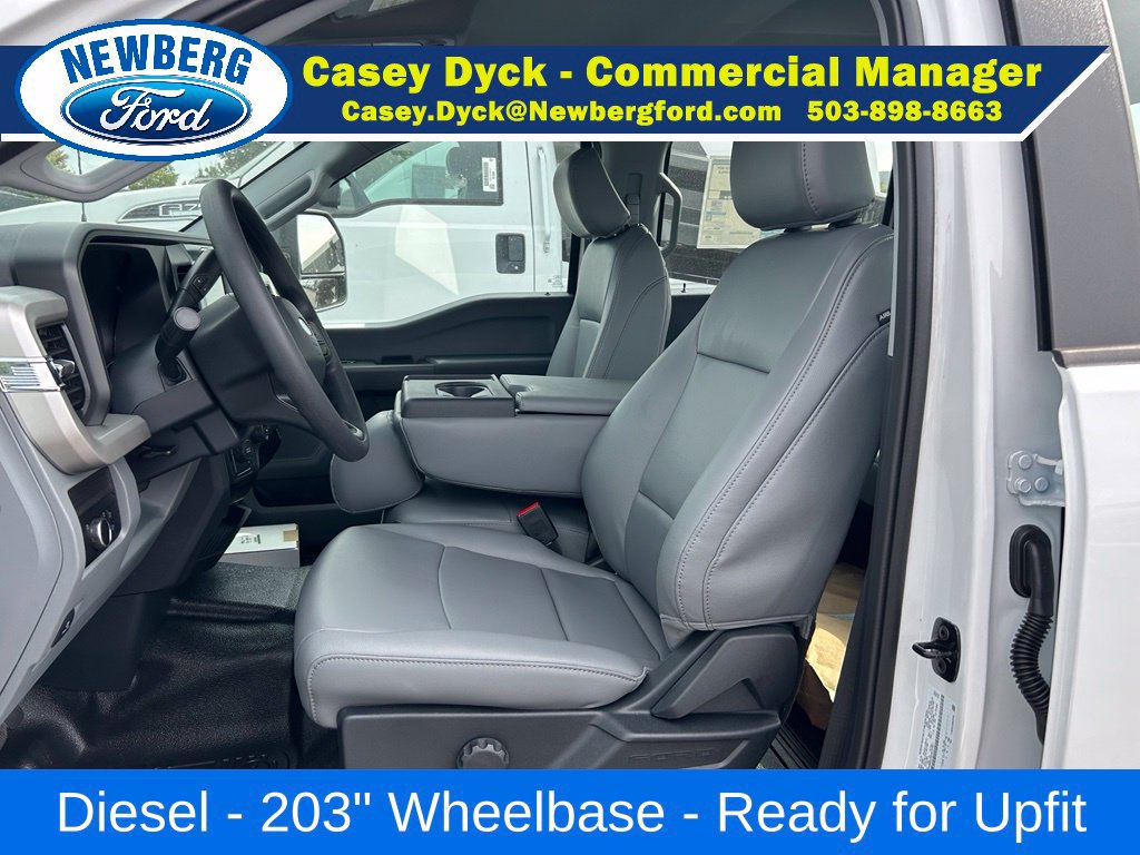 New 2026 Ford F550 4x4 Crew Cab Super Duty image 9