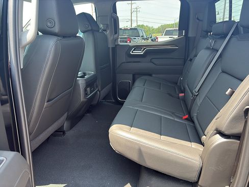New 2026 Chevrolet Silverado 1500 RST w/ Z71 Off-Road Package AWD/4WD image 10