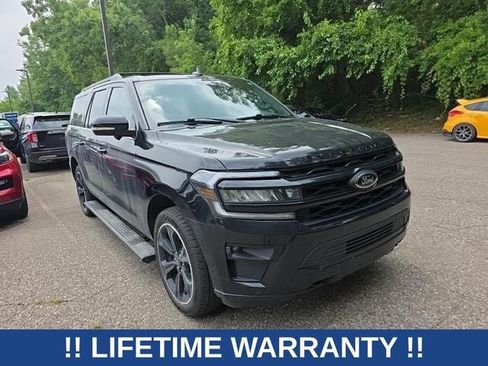 Used 2023 Ford Expedition Max Limited AWD/4WD image 2