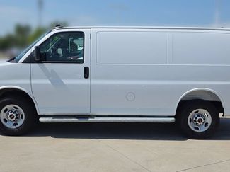 Used 2025 GMC Savana 2500 w/ Driver Convenience Package RWD video 2