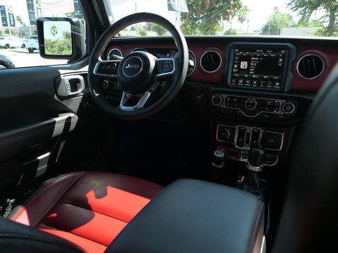 Used 2023 Jeep Wrangler Unlimited Rubicon 4xe AWD/4WD image 26