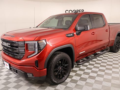 Used 2023 GMC Sierra 1500 Elevation image 10