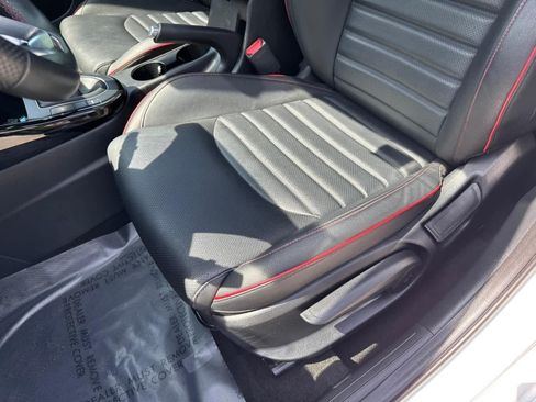 Used 2023 Kia Forte GT FWD image 17