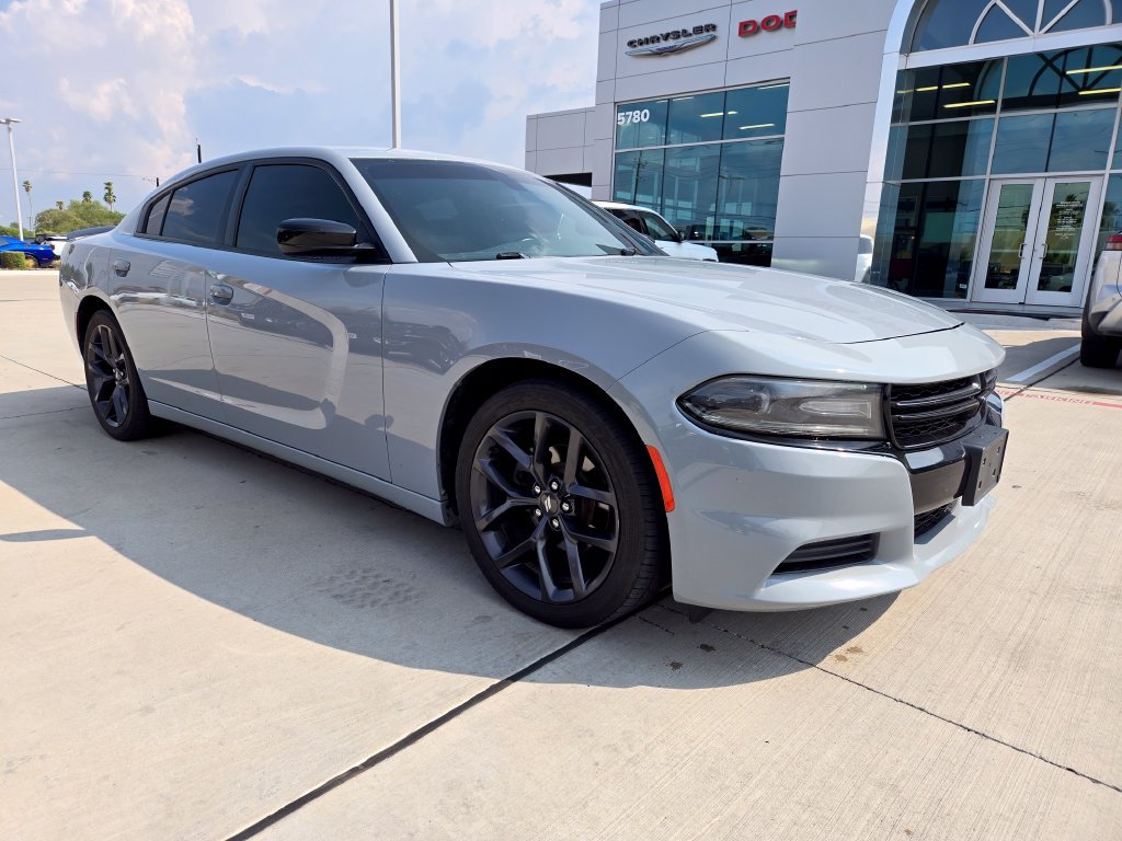 Used 2021 Dodge Charger SXT w/ Blacktop Package RWD image 1