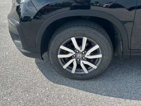 Used 2021 Honda Pilot EX image 9