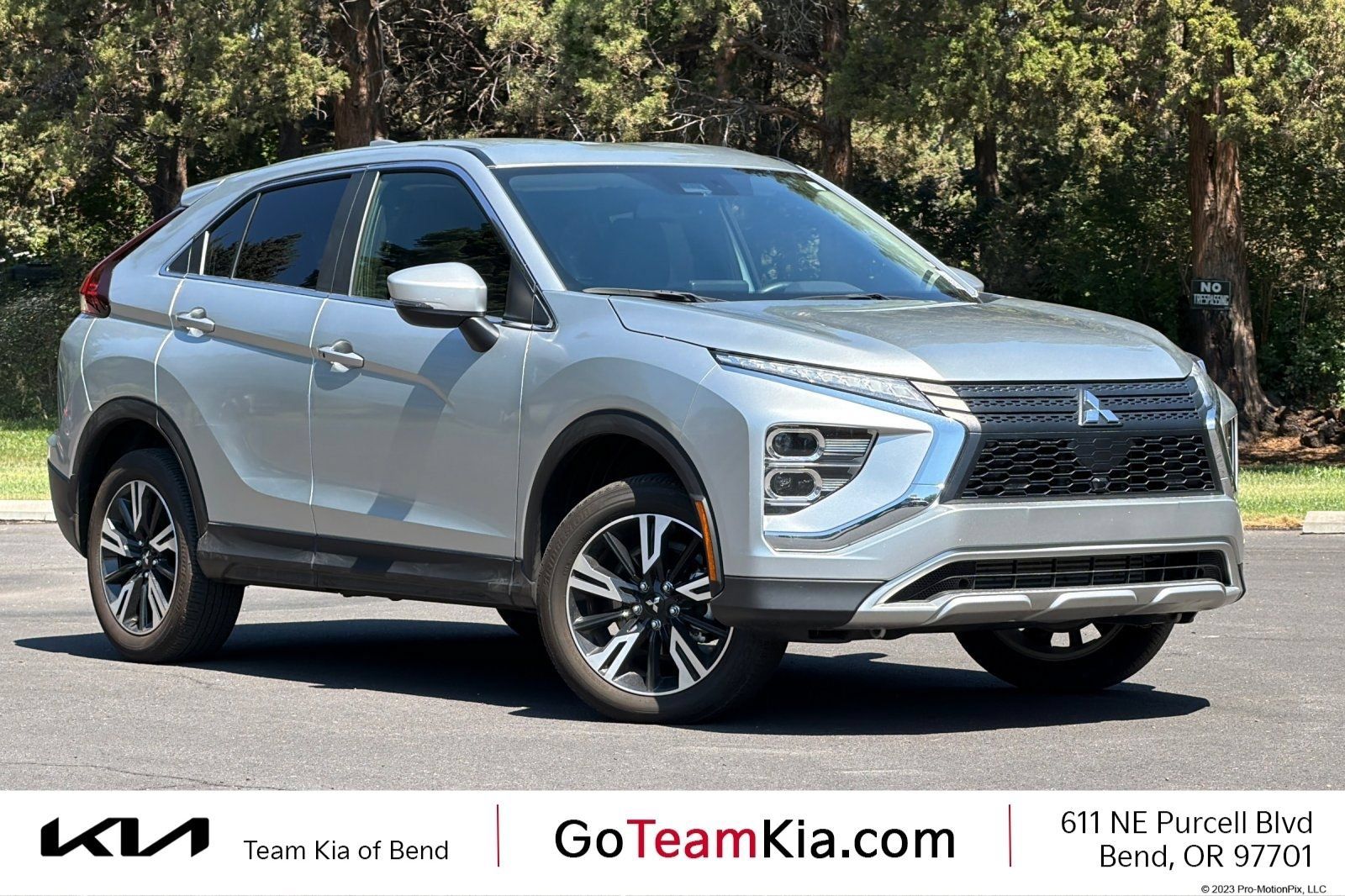 Used 2025 Mitsubishi Eclipse Cross SE AWD/4WD image 1