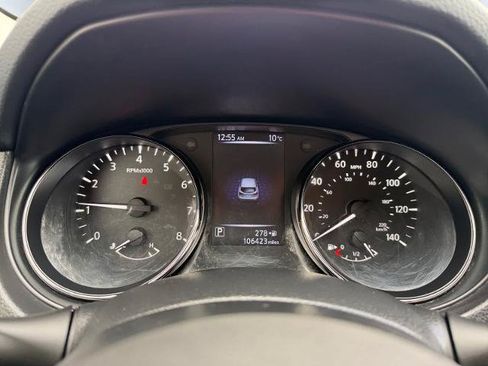 Used 2017 Nissan Rogue Sport S w/ S Appearance Package FWD image 5