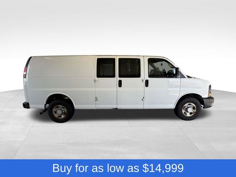 Used 2015 Chevrolet Express 2500 Extended RWD image 6