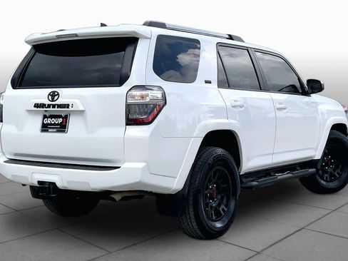 Used 2022 Toyota 4Runner SR5 RWD image 13