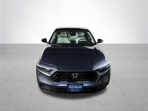 Used 2025 Honda Accord SE image 3