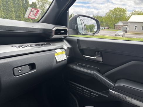 New 2026 Toyota Tacoma TRD Off-Road AWD/4WD image 21