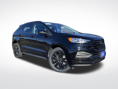 Certified 2022 Ford Edge SE w/ Black Appearance Package image 32