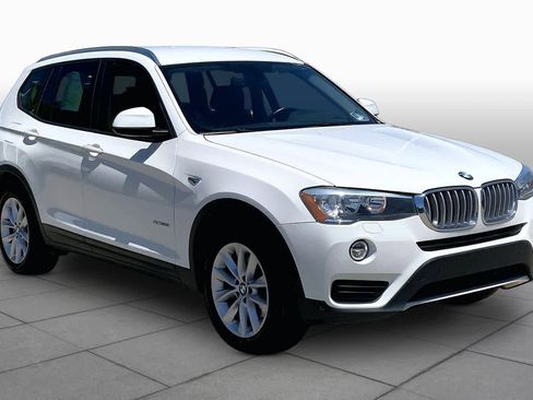 Used 2017 BMW X3 xDrive28i AWD/4WD image 2