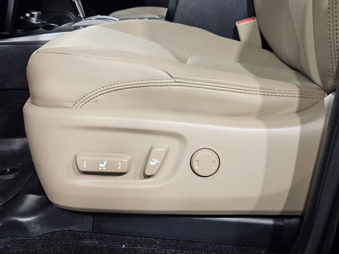 Used 2023 Toyota 4Runner SR5 Premium w/ Moonroof Package image 23