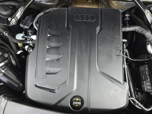 Used 2025 Audi Q5 Premium Plus w/ Premium Plus AWD/4WD image 30