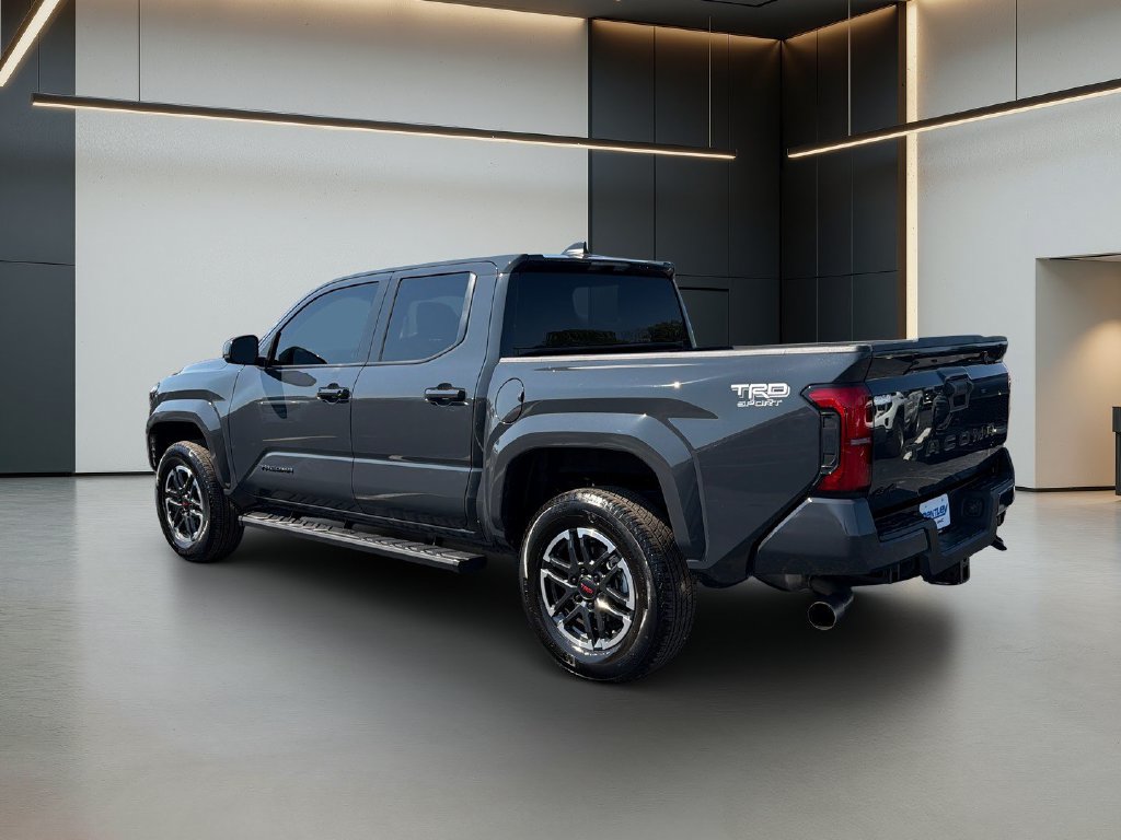 Used 2026 Toyota Tacoma TRD Sport AWD/4WD image 3