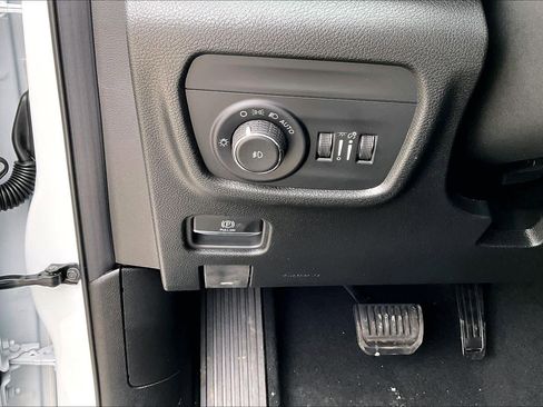 New 2025 Jeep Grand Cherokee Limited w/ Black Appearance Package image 20