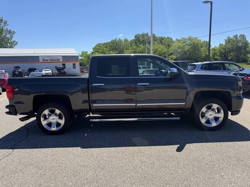 Used 2016 Chevrolet Silverado 1500 LTZ Z71 w/ LTZ Plus Package AWD/4WD image 6