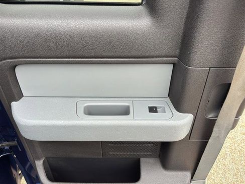 Used 2012 Ford F150 XLT w/ XLT Chrome Pkg image 17